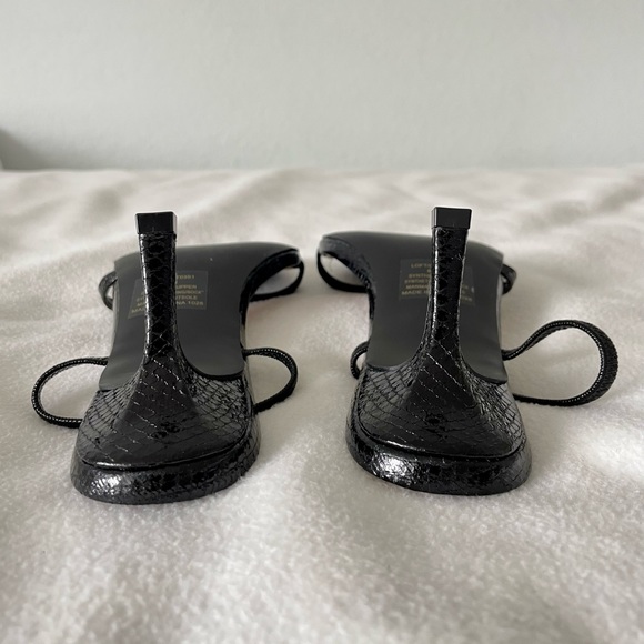 Steve Madden Black Sandals - Picture 5 of 7